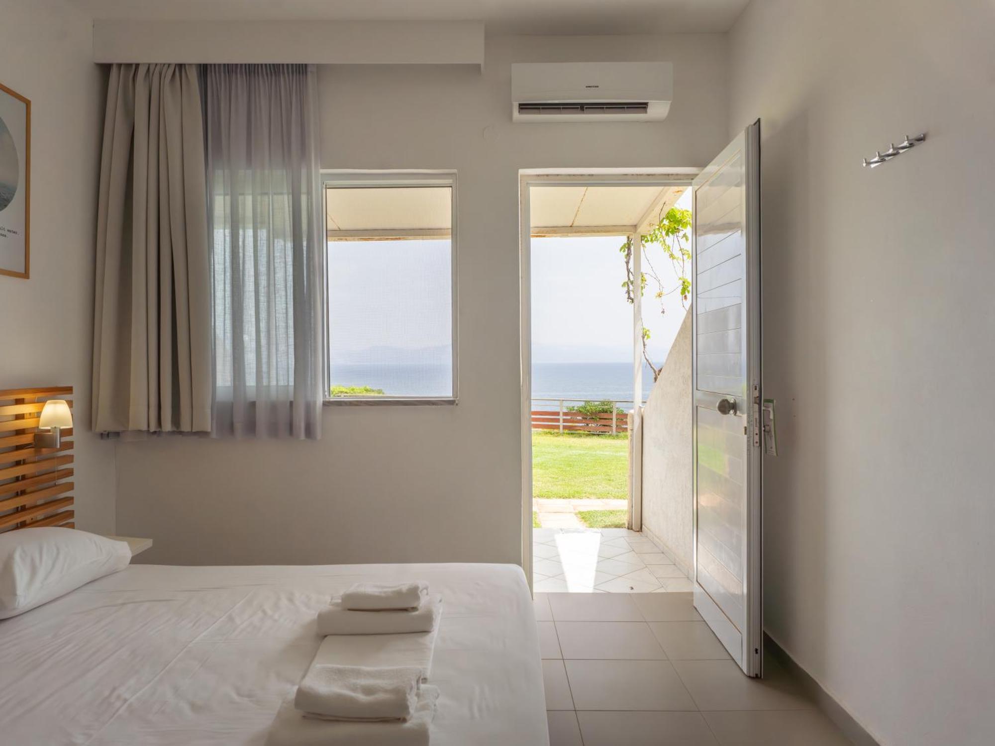 Niforeika Beach Hotel Exterior foto