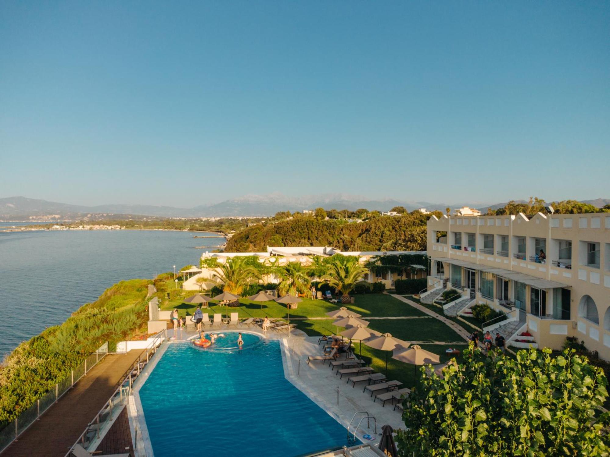 Niforeika Beach Hotel Exterior foto